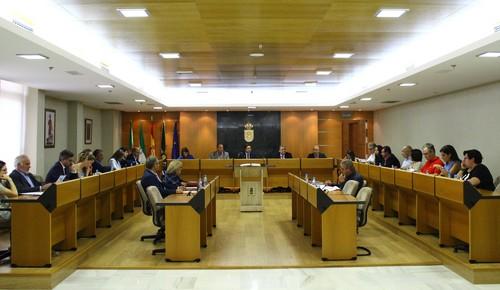 La Corporación Municipal pedirá a la Junta de Andalucía la creación de una consulta de nefrología en el Hospital de Poniente