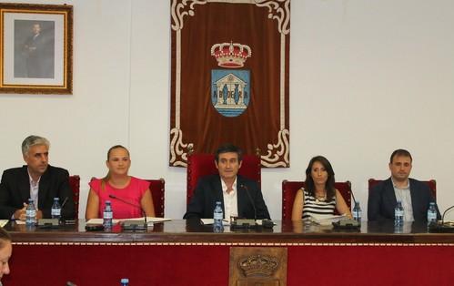 Cortés destaca la necesidad de actuar en el río Adra “por la seguridad de los vecinos”