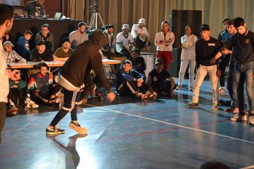 El Ayuntamiento de Vícar presenta las bases para el concurso del cartel del Hip Hop Street Vícar 2016 del próximo año