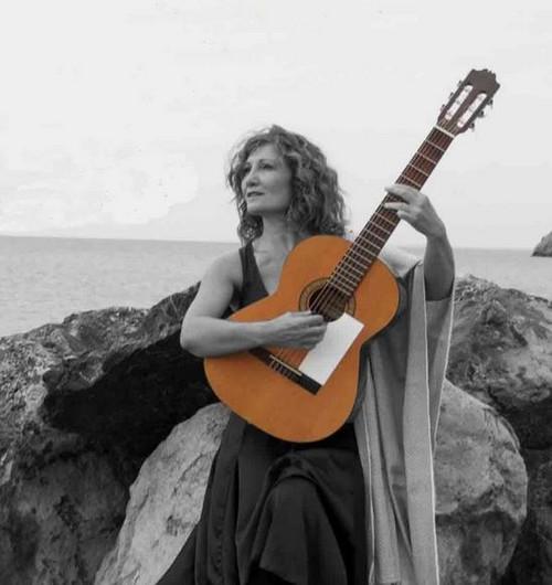 Sensi Falán actúa mañana en la Escuela de Música, Danza y Teatro de Roquetas de Mar