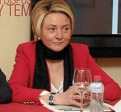 La teniente alcalde de Roquetas responde a las acusaciones de IU  por 'la manipulación sobre la variante'