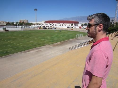 IU Roquetas apunta a “un interés inmobiliario por los locales de la plaza de toros” en la obra del nuevo parque de Los Bajos y el entorno