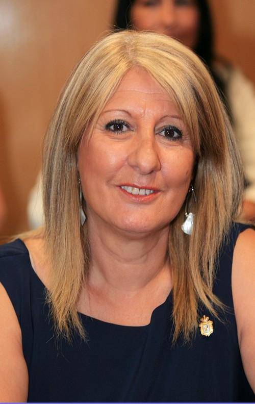 La Concejalía de Ciudad Saludable colabora con Cáritas Almería para instalar contenedores de reciclaje de ropa