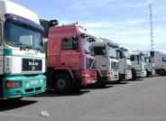 Los atentados de París provocan retrasos en la entrada y salida de camiones en territorio francés