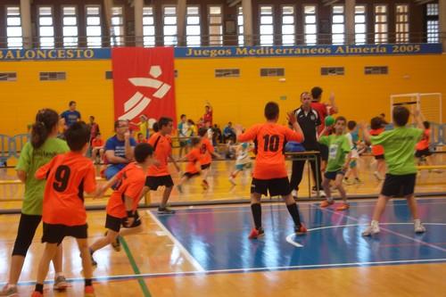 Este domingo, el pabellón de El Ejido acoge la Liga Educativa benjamín de Balonmano