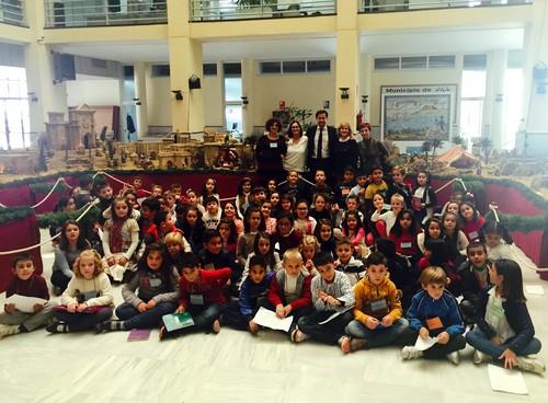 Los alumnos de Primaria del CEIP Ramón y Cajal visitan el Ayuntamiento para conocer el ‘día a día’ de la Administración local