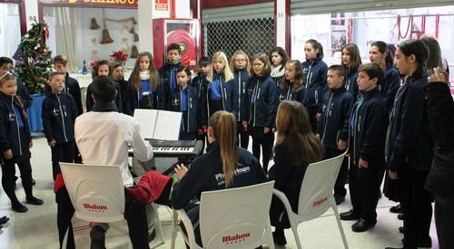 Abierto al público el Belén Municipal instalado en el Mercado Central