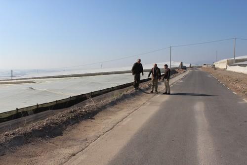 El Gobierno local continúa trabajando en la limpieza del campo para ofrecer una imagen acorde a la competitividad del sistema agrícola