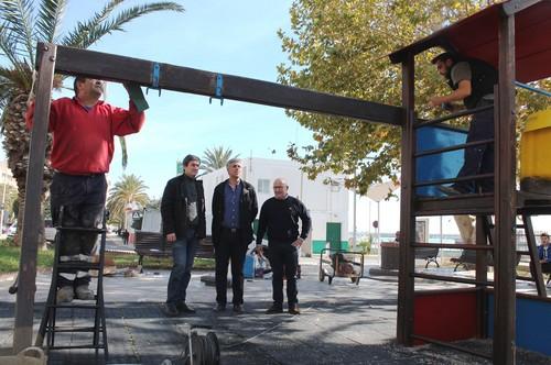 El Ayuntamiento de Adra destina más de 34.000 euros a la mejora de todos los parques infantiles