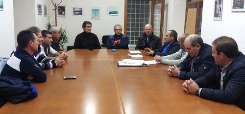 Los regantes piden a la Junta de Andalucía una reunión para analizar asuntos en materia hídrica y la limpieza del Río Adra