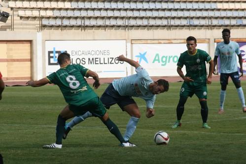 El CD El Ejido afronta con optimismo el encuentro de este domingo ante el Mancha Real tras su última victoria