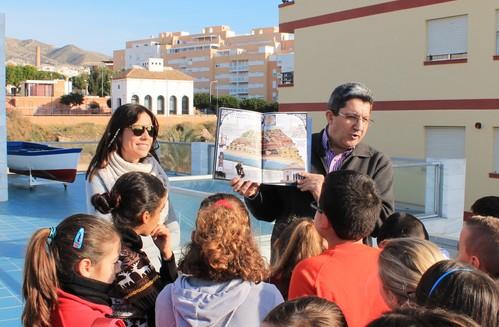 El Ayuntamiento divulga la historia y patrimonio del municipio entre los escolares