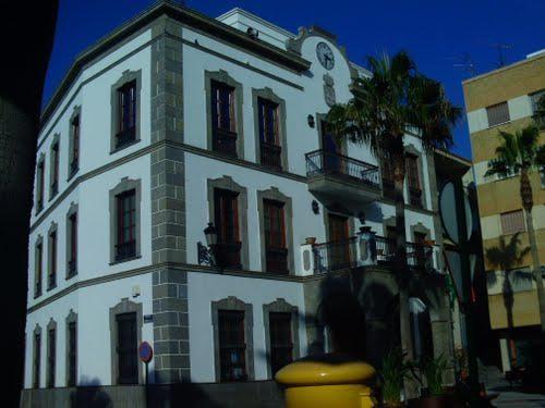 El PSOE de Adra exige que las plazas de los Planes de Empleo atiendan a los perfiles de los parados del municipio