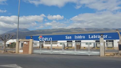 La mañana del paro agrícola transcurre con normalidad y con gran parte de las empresas cerradas