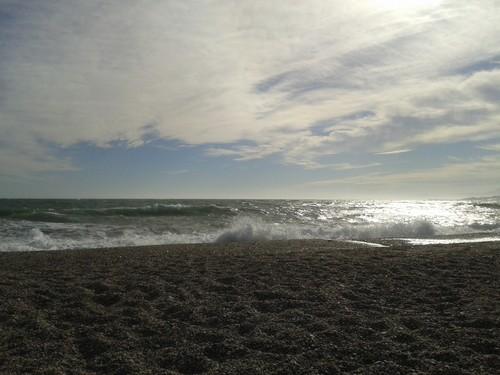 El Poniente, en alerta naranja por olas de hasta cuatro metros mañana martes