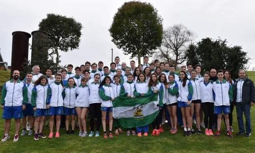 La Selección andaluza de natación, bronce en el nacional de selecciones autonómicas, con Manuel Martos entre sus filas