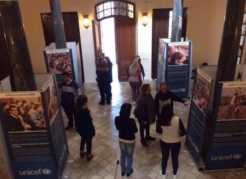 La exposición de Unicef sobre los Derechos del Niño estará en Berja hasta el próximo viernes