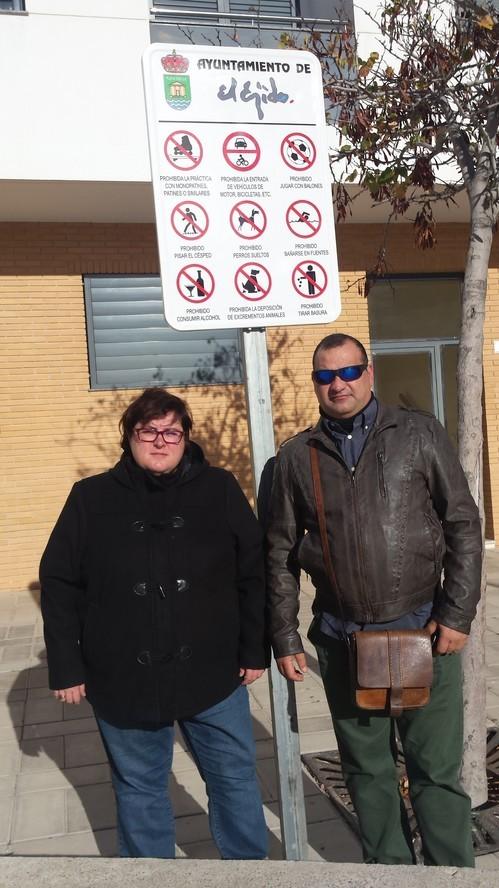 IU El Ejido reclama que niños y mayores puedan hacer uso de los espacios públicos