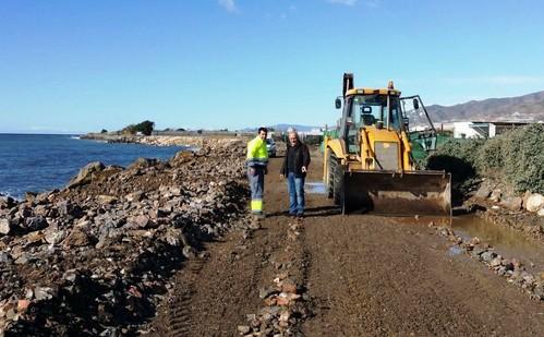 El Ayuntamiento acomete trabajos de adecuación tras los temporales de viento