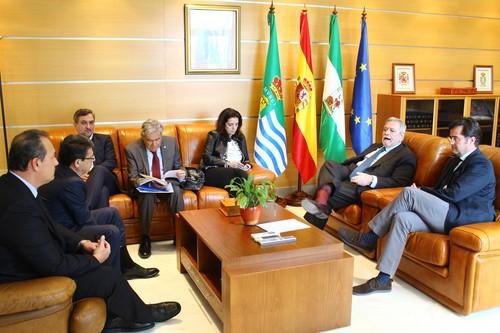 Alcalde y Secretario de Estado de Administraciones Públicas mantienen un encuentro para abordar medidas que consoliden la recuperación económica del Consistorio