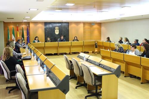 El CMM concreta la programación del Día de la Mujer y establece las líneas de trabajo previstas para el primer trimestre del año