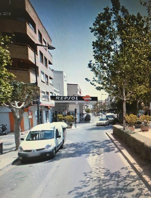 Hospitalizado un joven de 18 años atropellado este viernes en el Bulevar de El Ejido