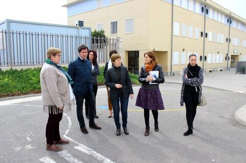 El alcalde inicia una ‘ronda’ por los centros educativos para reivindicar soluciones urgentes a la carencia en infraestructuras educativas que sufre el municipio
