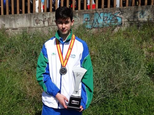 Miguel Guerrero logra tres oros, una plata y un bronce con la Selección andaluza en el Campeonato de España de Natación
