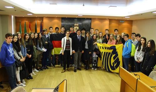 Góngora recibe a más de 30 alumnos alemanes del programa de intercambio del SEK-Alborán que pasan unos días en el municipio