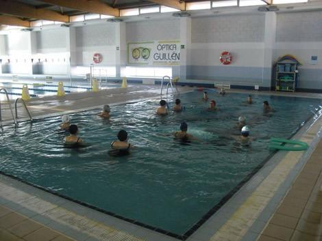 El PSOE Adra solicita a la Cámara de Cuentas una auditoría de la empresa concesionaria de la piscina municipal