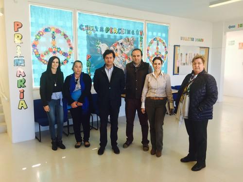 El Ayuntamiento pide a la Junta que diga cómo va a solucionar la falta de plazas que tiene el CEIP de Almerimar de cara al próximo curso escolar