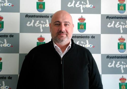 El PSOE de El Ejido solicita información sobre la empresa contratada para diseñar el cartel de San Marcos