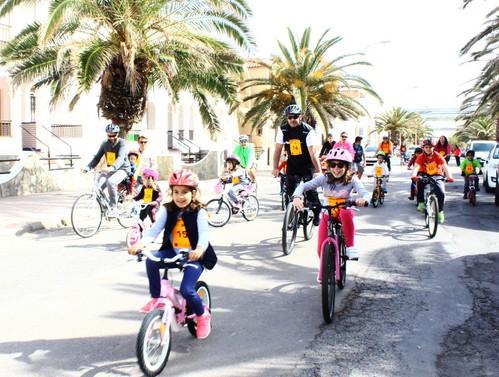 Más de 120 personas participan en el Día de la Bicicleta de Balerma