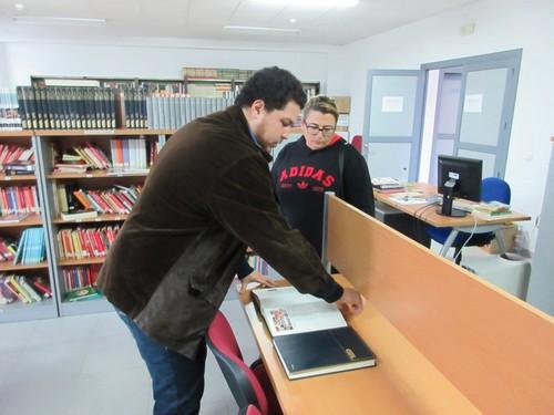 El área de juventud de IU Roquetas apuesta por la apertura extraordinaria de bibliotecas en periodo universitario y la adaptación de locales como Salas de Estudios