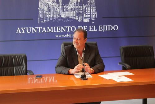 El Consistorio ejidense unifica y amplia los acuerdos que mantiene con la Dirección General del Catastro