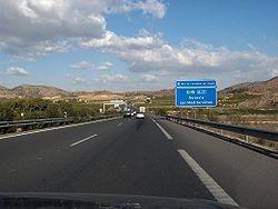 La colisión entre dos vehículos en la A-7 a la altura de Roquetas provoca largas retenciones