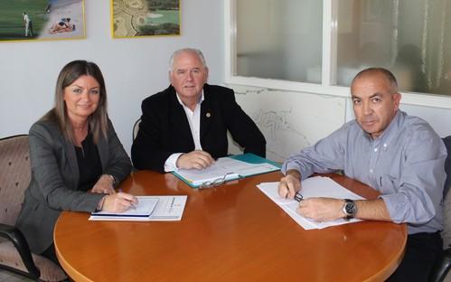 Ayuntamiento de El Ejido y Colegio de Veterinarios continúan trabajando para la creación de un registro genético canino