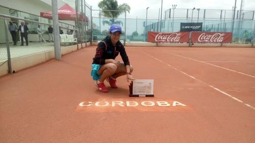 La tenista Silvia Vargas, campeona de Andalucía cadete
