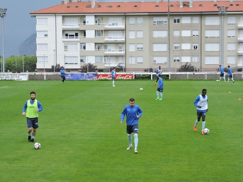Segura, baja por sanción frente al Lorca Deportiva