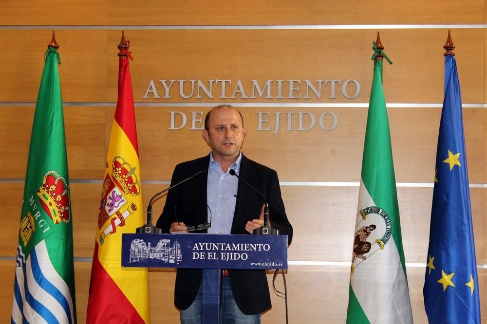 La concejalía de Agricultura intensifica estos días su campaña de adopción de medidas para la recogida de agua de pluviales