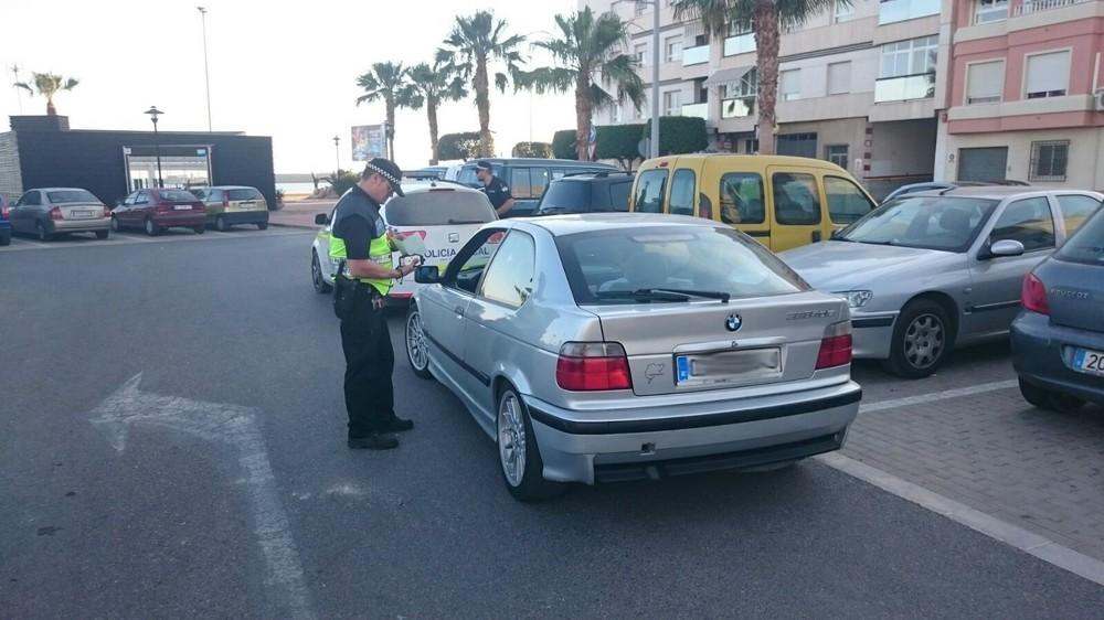 La Policía Local de Adra intensifica los controles de alcoholemia esta semana