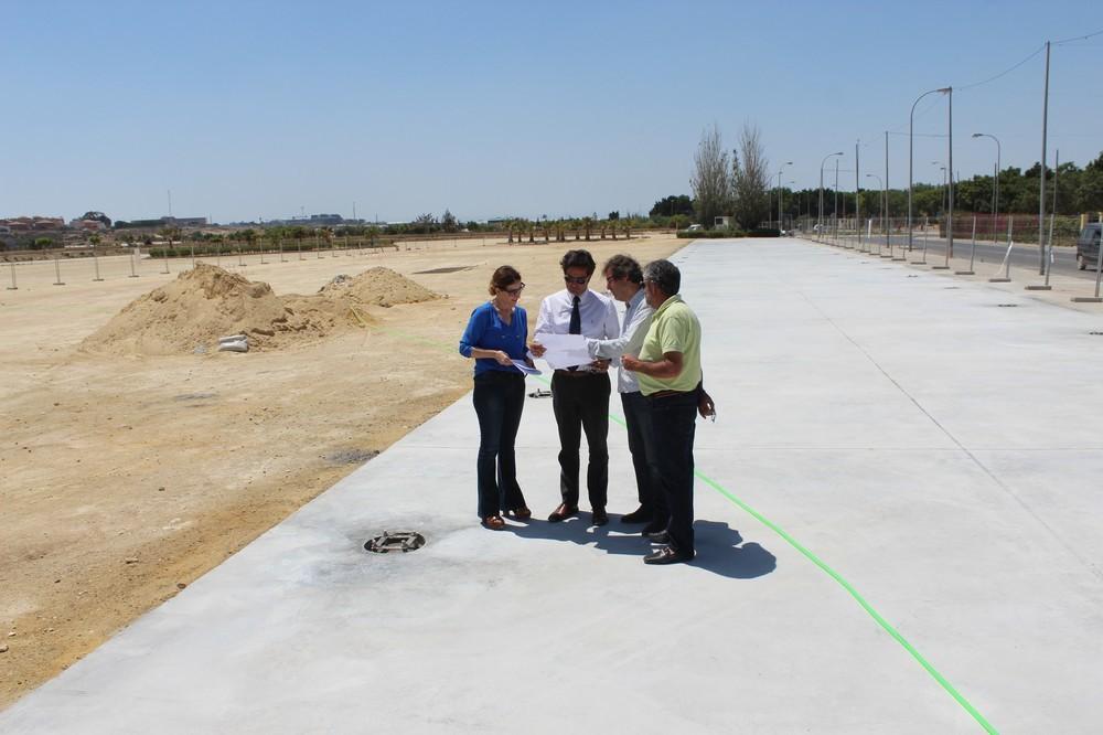 El recinto ferial ‘toma forma’ para convertirse en un espacio moderno y eje de la reactivación de las fiestas grandes de El Ejido, San Isidro