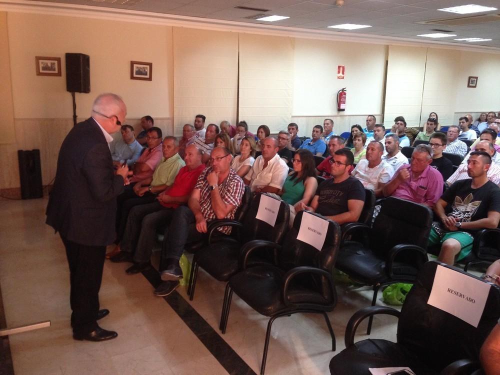 Agroiris celebra el Cuarenta Aniversario de Anecoop con un acto al que asisten más de trescientos socios