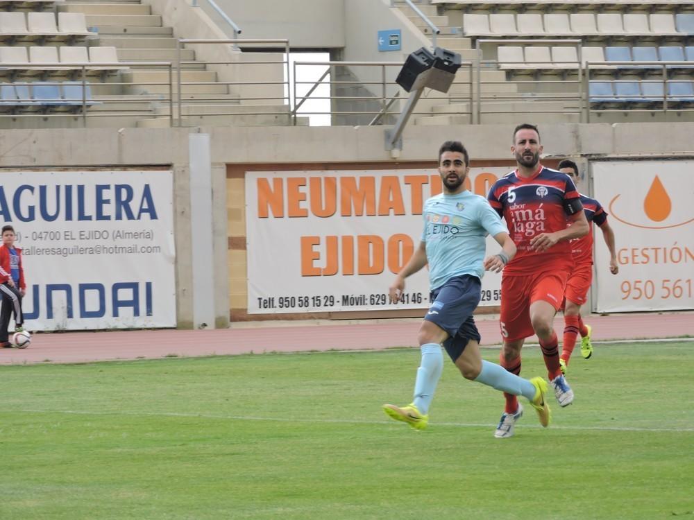 Samu Corral, baja por lesión para el partido de vuelta ante el Laredo