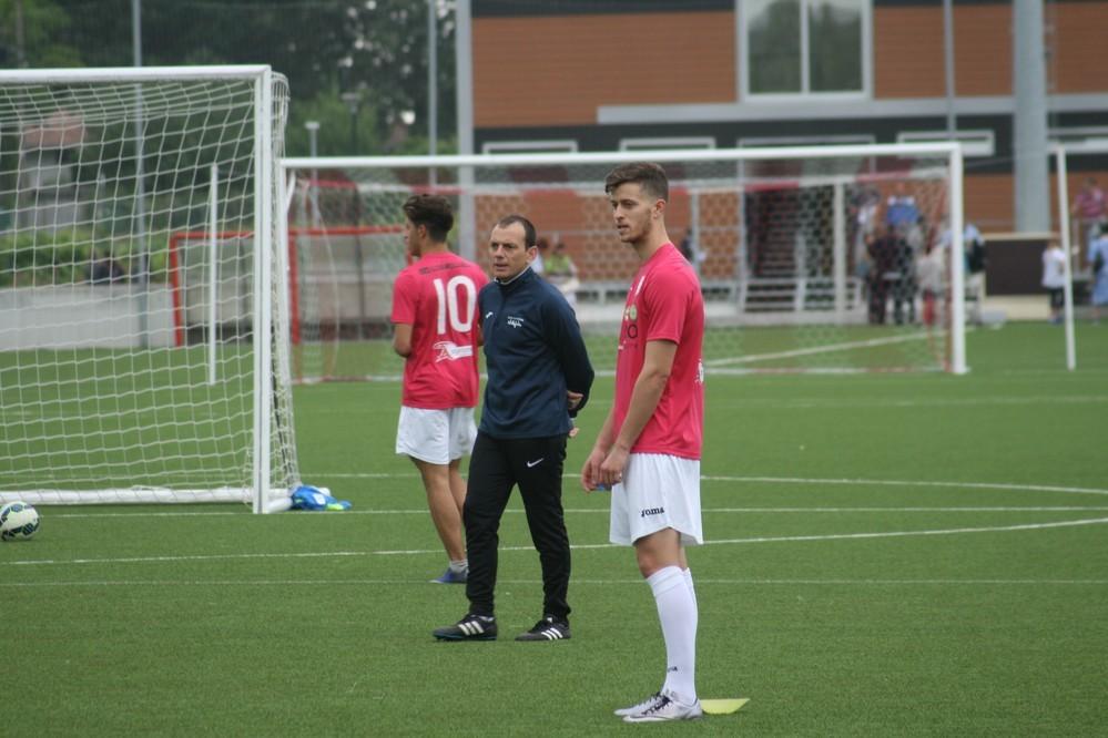 El CD El Ejido afrontó en Lezama su última sesión ante la final de este sábado en Laredo