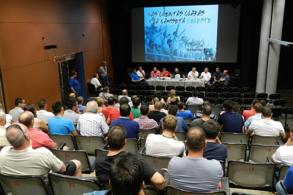 El presupuesto de la próxima campaña para la Segunda División B será de casi 390.000 euros