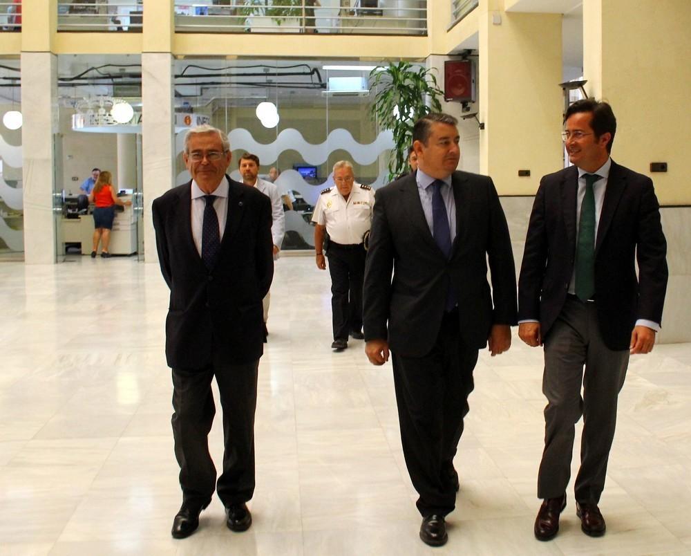 Ayuntamiento de El Ejido e Interior ratifican un convenio de colaboración en materia de Seguridad Ciudadana