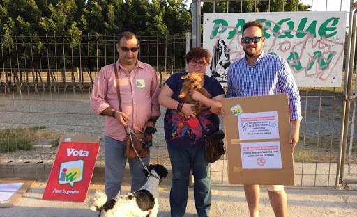 IU El Ejido pide que el Ayuntamiento crea una normativa municipal para acabar con el maltrato animal