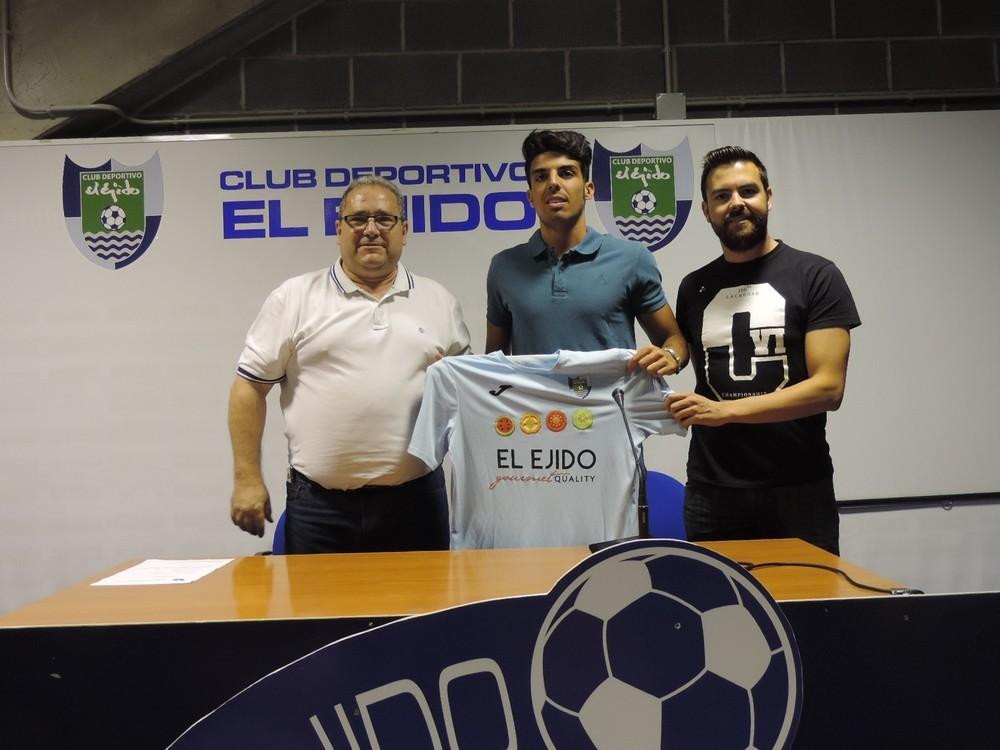 Adolfo: “Tenemos todo en el club para hacer una gran campaña con mucha ilusión y ambición”