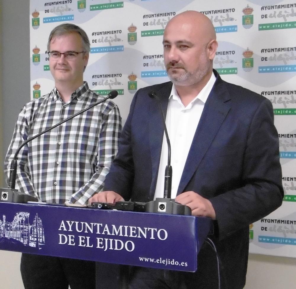 El PSOE de El Ejido lamenta la negativa del PP a crear un órgano de control de las concesionarias